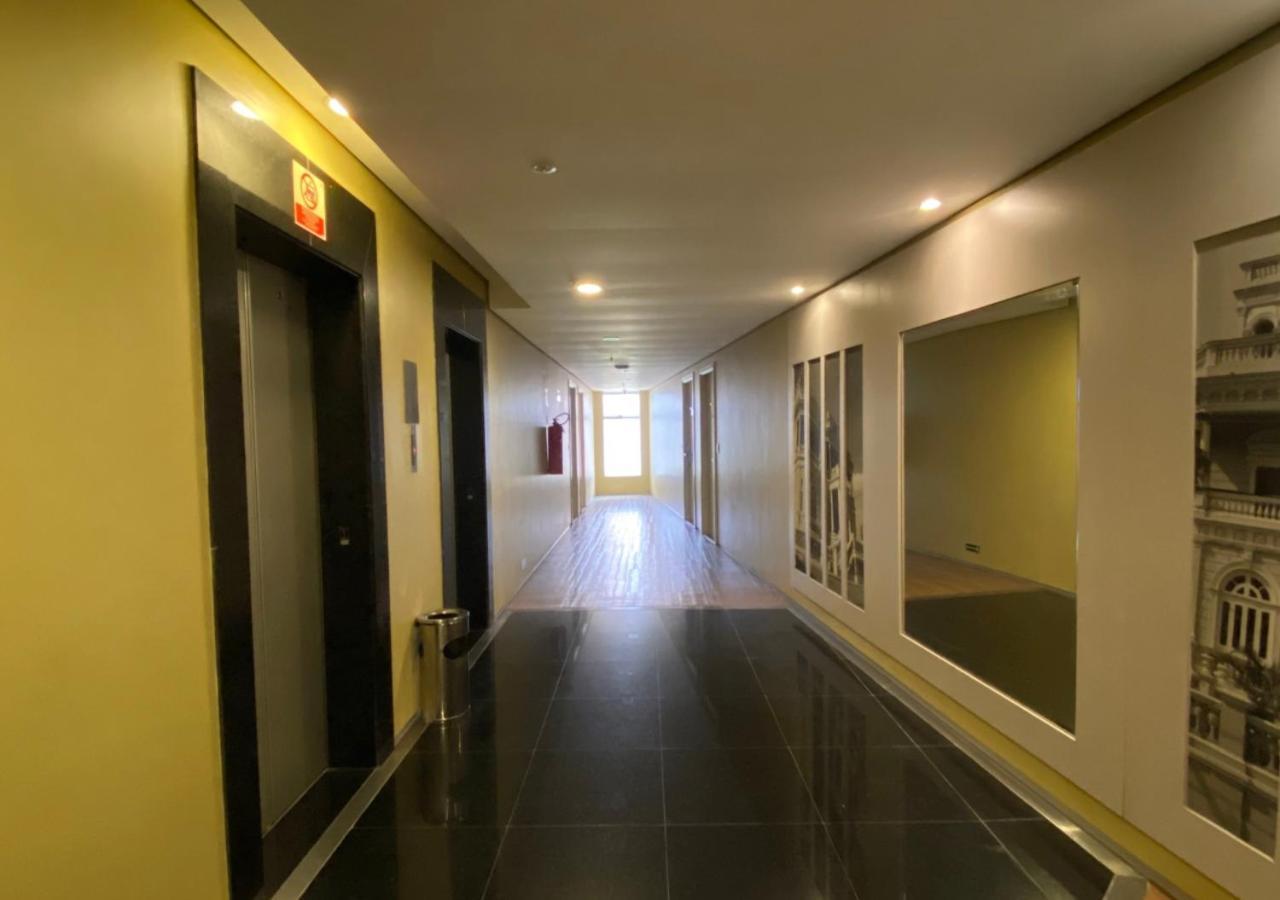Uma Joia No Mercure *